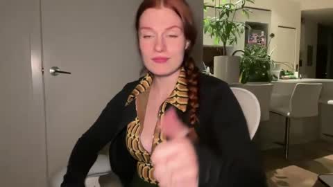 Ronnie Strange online show from 01-29-25, 03:33