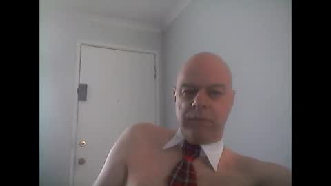 Snapshot of rooboy55 chatting on 11-19-25, 03:17 rooboy55 online show from 11-19-25, 03:17