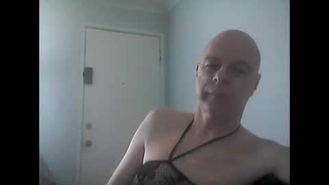 Snapshot of rooboy55 chatting on 12-14-25, 03:01 rooboy55 online show from 12-14-25, 03:01