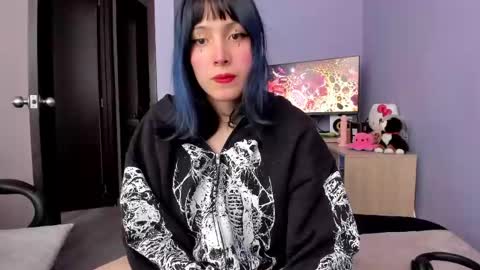 Twelve 3 Inst Twelve 312002 Twitter Room312 2002 online show from 04-19-26, 06:10