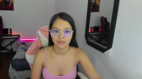  MIA AND PAUL online show from 12-14-25, 07:18