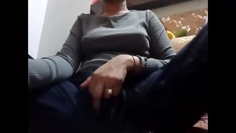 roop_sexy642 online show from 04-09-26, 06:30