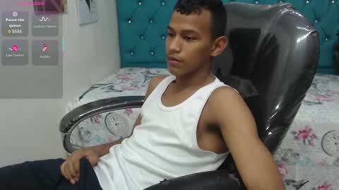 Snapshot of rory_castro chatting on 09-14-25, 10:42 RORY CASTRO online show from 09-14-25, 10:42