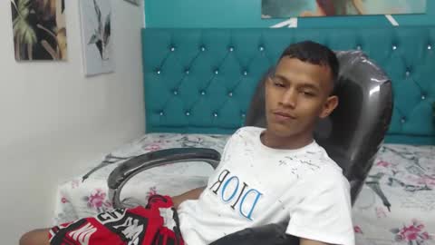 Snapshot of rory_castro chatting on 10-07-25, 10:51 RORY CASTRO online show from 10-07-25, 10:51