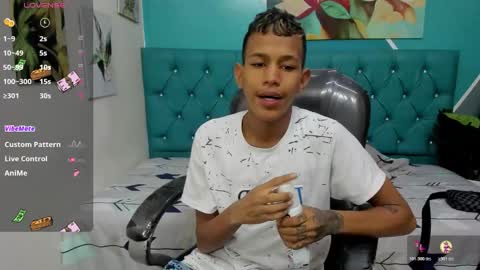 Snapshot of rory_castro chatting on 11-19-25, 10:32 RORY CASTRO online show from 11-19-25, 10:32