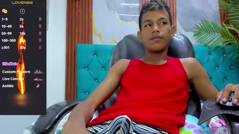 Snapshot of rory_castro chatting on 12-13-25, 11:43 RORY CASTRO online show from 12-13-25, 11:43