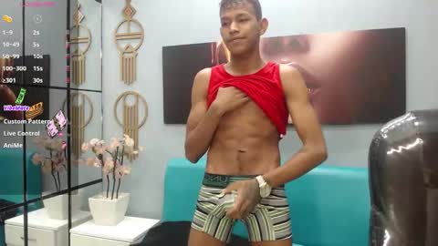 RORY CASTRO online show from 01-05-26, 06:11