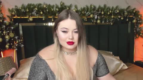 Chloe online show from 12-25-24, 12:05