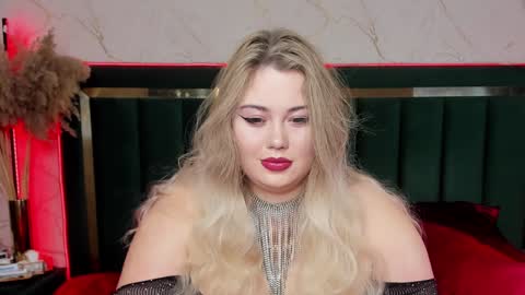 Chloe online show from 02-04-25, 09:10