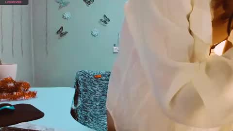 Snapshot of rosa843850 chatting on 12-09-24, 02:06 rosa843850 online show from 12-09-24, 02:06