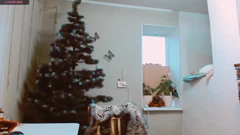 Snapshot of rosa843850 chatting on 12-25-24, 01:30 rosa843850 online show from 12-25-24, 01:30