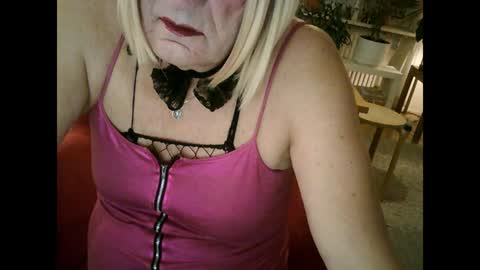 Tina online show from 01-26-25, 09:29