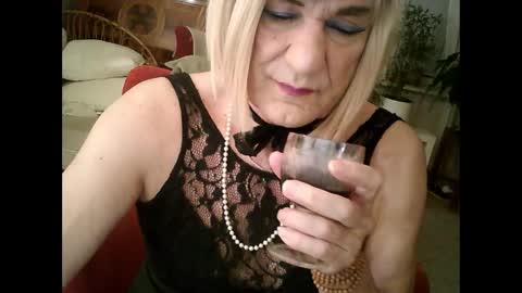 Tina online show from 03-04-25, 07:11