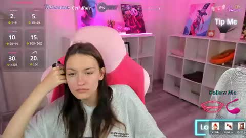 Snapshot of rosa_vaughn chatting on 06-30-26, 12:11 Viola online show from 06-30-26, 12:11