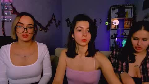 Snapshot of rosali_sunny chatting on 01-09-26, 08:21 Rosalia online show from 01-09-26, 08:21