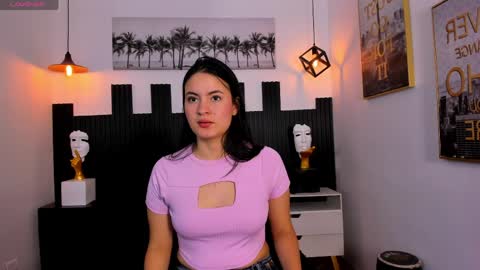 R O S A L I A online show from 04-15-26, 08:42