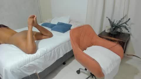 Rosalia online show from 02-17-25, 09:52