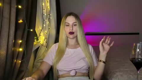 Rosali online show from 11-04-25, 03:22