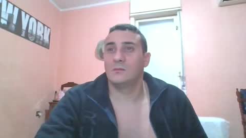 Rosario online show from 02-22-25, 01:11