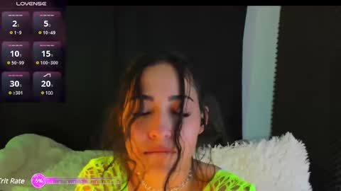 Snapshot of rosario215_ chatting on 02-16-25, 10:10 Rosario online show from 02-16-25, 10:10