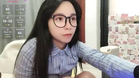 rose online show from 02-17-25, 09:24