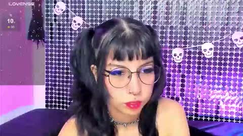 Snapshot of rose_72 chatting on 11-24-25, 07:46 Ally online show from 11-24-25, 07:46