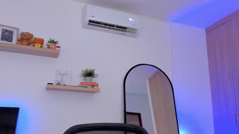 Rose Saenz online show from 02-24-25, 05:09