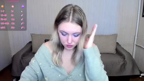 Snapshot of rose_brooks chatting on 01-24-25, 08:11 Rose but u can call me princess online show from 01-24-25, 08:11