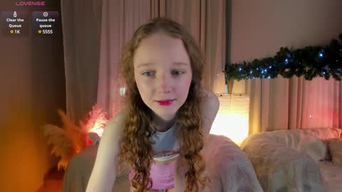Snapshot of rose_charming_ chatting on 01-01-25, 09:52 Rose online show from 01-01-25, 09:52