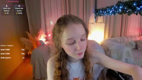 Snapshot of rose_charming_ chatting on 01-02-25, 12:55 Rose online show from 01-02-25, 12:55