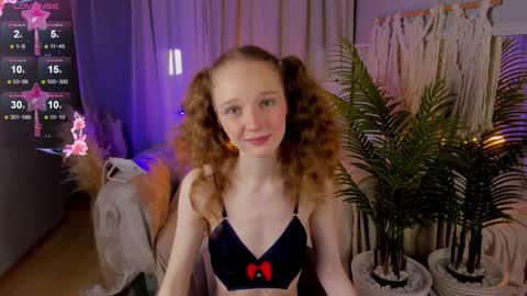 Snapshot of rose_charming_ chatting on 01-29-25, 12:54 Rose online show from 01-29-25, 12:54