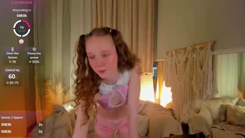 Snapshot of rose_charming_ chatting on 02-26-25, 10:53 Rose online show from 02-26-25, 10:53