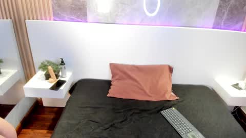 Rose 3 online show from 02-15-25, 12:11