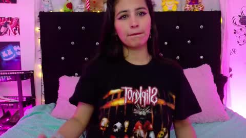 Rose online show from 12-21-25, 02:41