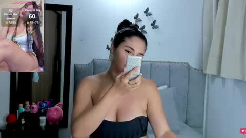 Snapshot of rose_towers4 chatting on 07-10-26, 04:17 rose_towers4 online show from 07-10-26, 04:17