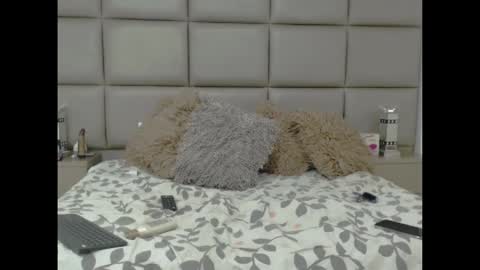 rose_valentiine online show from 05-22-26, 12:00