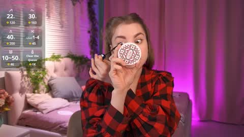 Snapshot of roseallan chatting on 01-28-25, 05:22 Rose online show from 01-28-25, 05:22