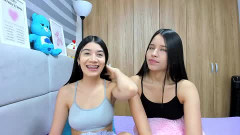 Rose y Miah online show from 05-31-26, 03:58