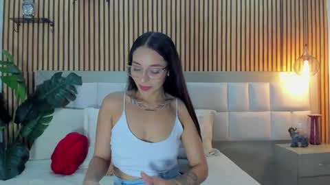 roseaurora online show from 02-07-26, 12:31