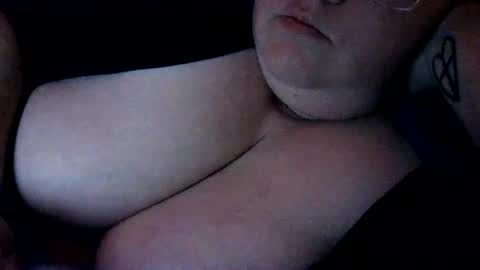 Snapshot of roseemeraldof chatting on 03-11-26, 06:08 roseemeraldof online show from 03-11-26, 06:08