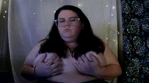 Snapshot of roseemeraldof chatting on 03-12-26, 06:19 roseemeraldof online show from 03-12-26, 06:19