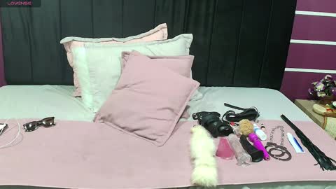 R O S E   S M I T H online show from 02-12-25, 12:22