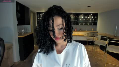 Rose  online show from 01-09-25, 08:11