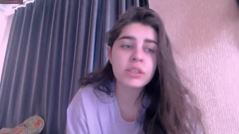 Snapshot of roselina_ chatting on 02-26-25, 07:09 Rose online show from 02-26-25, 07:09