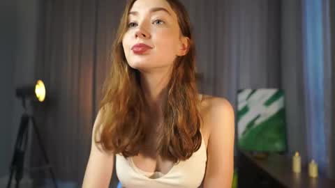 Snapshot of rosellegaeta chatting on 11-05-25, 04:34 Elsa online show from 11-05-25, 04:34