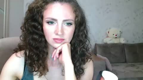 RoseMyra online show from 07-06-26, 03:47