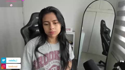 Snapshot of roseparis chatting on 01-10-26, 03:03 Nat online show from 01-10-26, 03:03