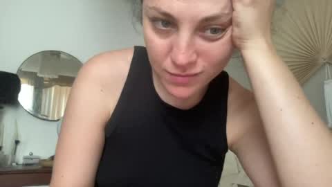 Rose Quinn online show from 07-27-26, 08:16