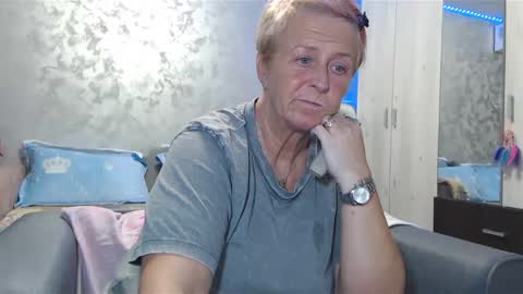 Snapshot of roses_and_lillies chatting on 01-04-25, 07:34 Lovepinklilly online show from 01-04-25, 07:34