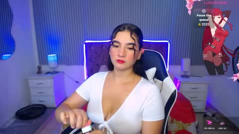 roses_liittle_ online show from 04-08-26, 05:07